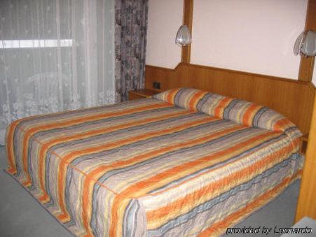 Miles 3* Berlino